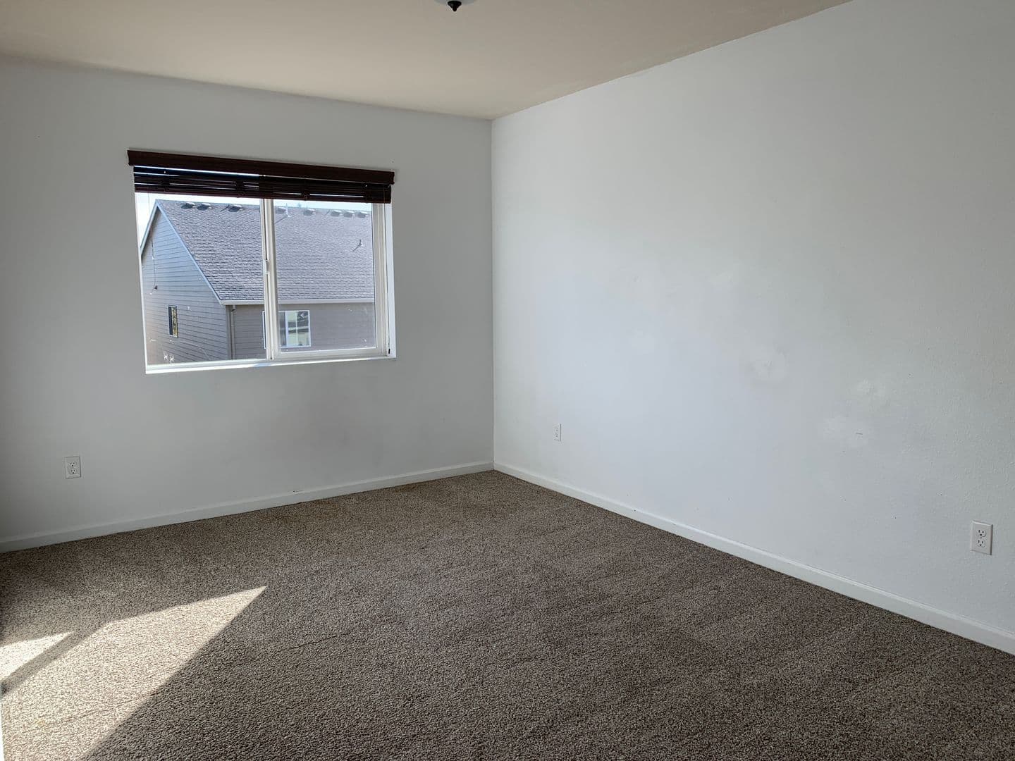 Portland House: 15972 NW Brugger Road