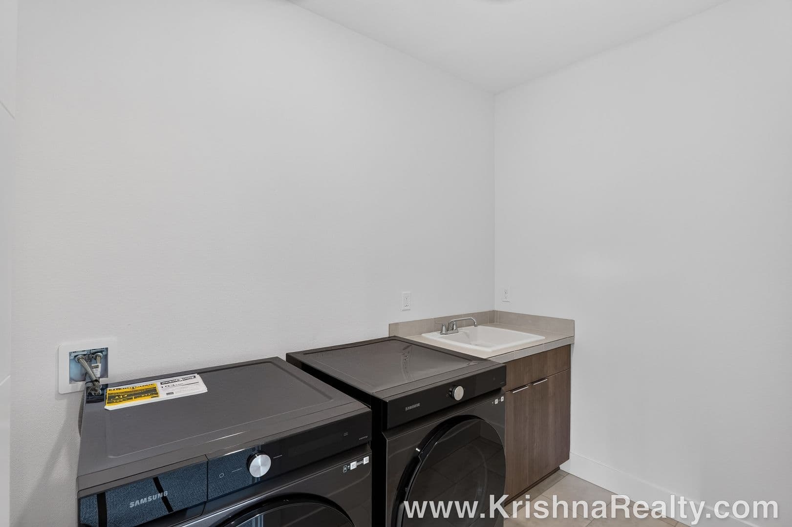 Portland House: 7802 NW 156th Terrace