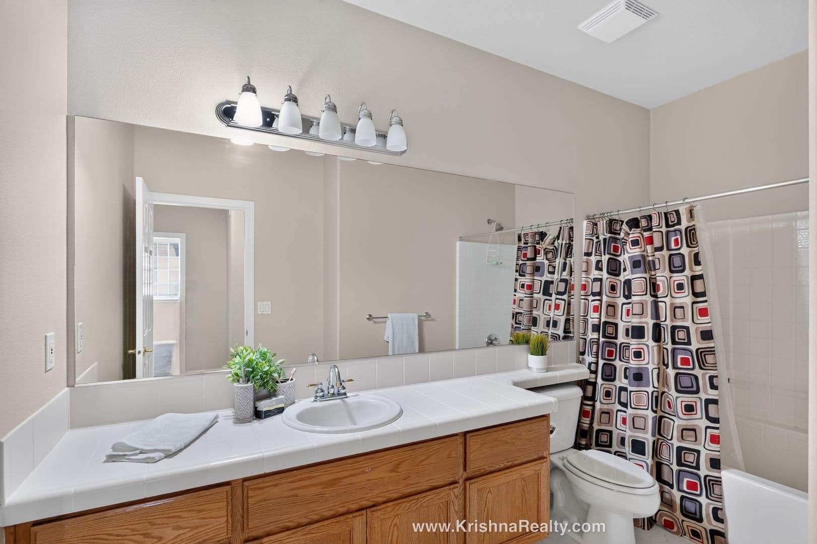 Portland House: 14395 NW Lilium Drive