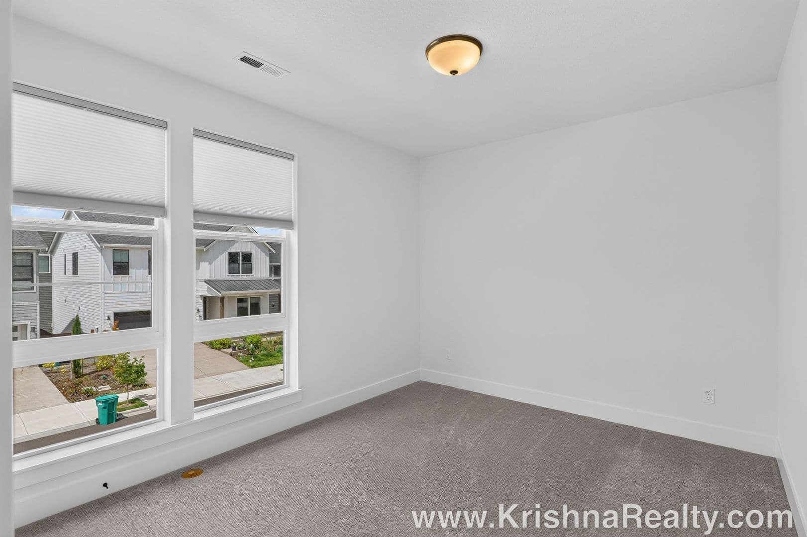 Portland House: 7802 NW 156th Terrace