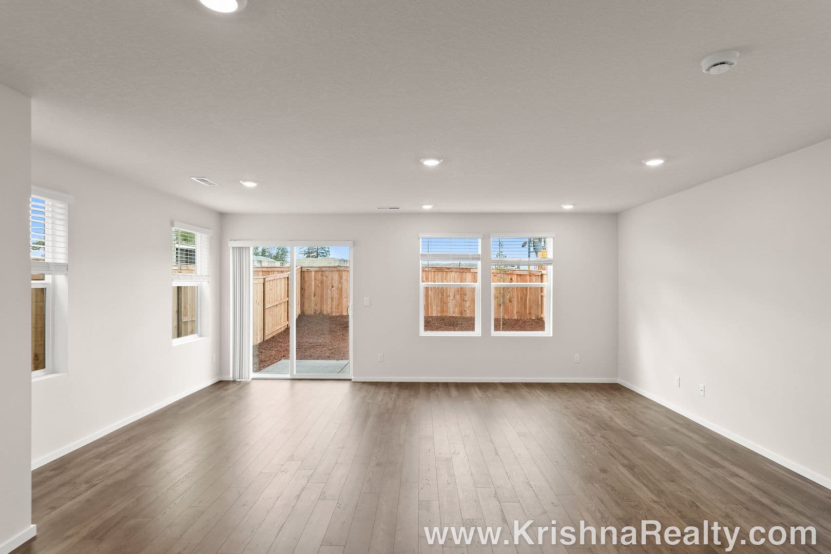 Vancouver House: 10206 NE 79th Ct