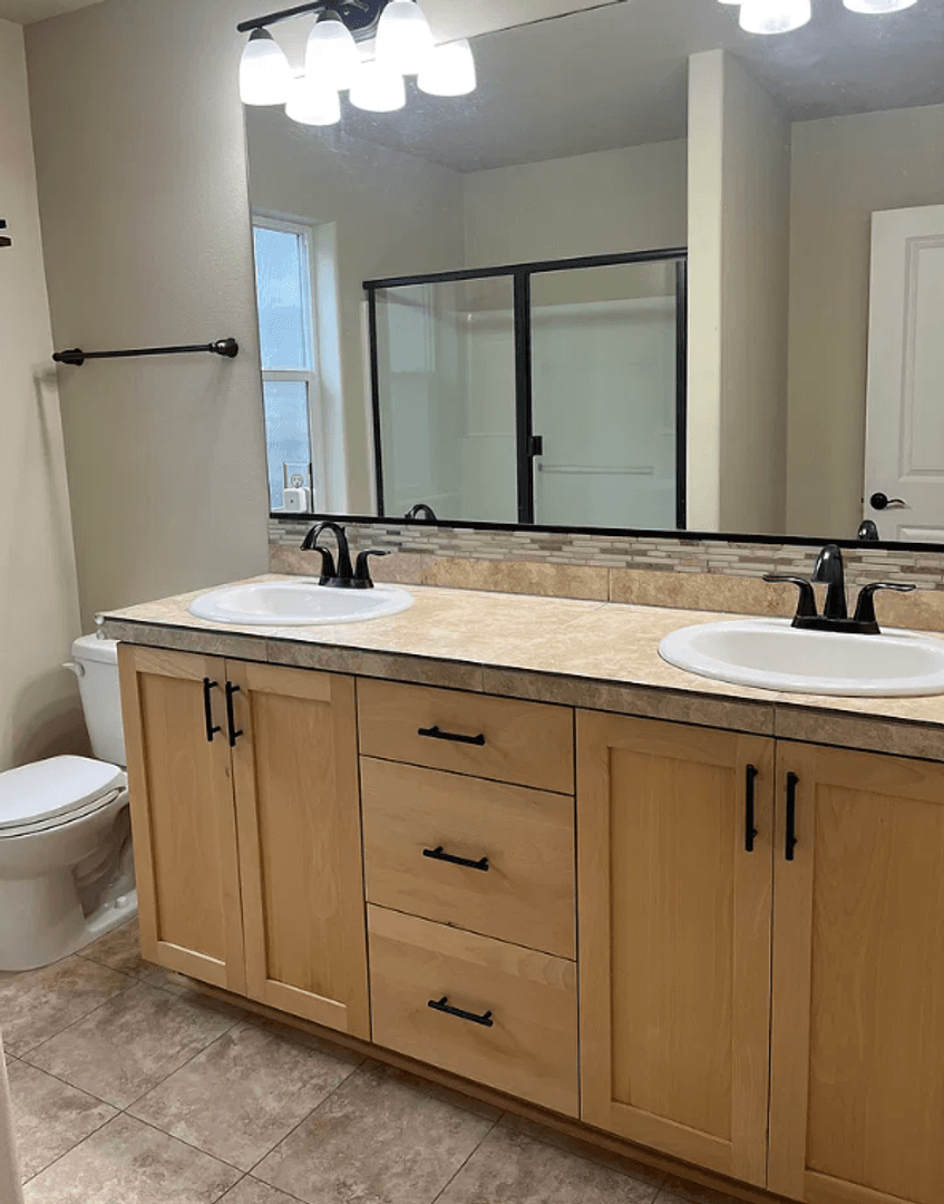Portland House: 14954 NW Cosmos Street