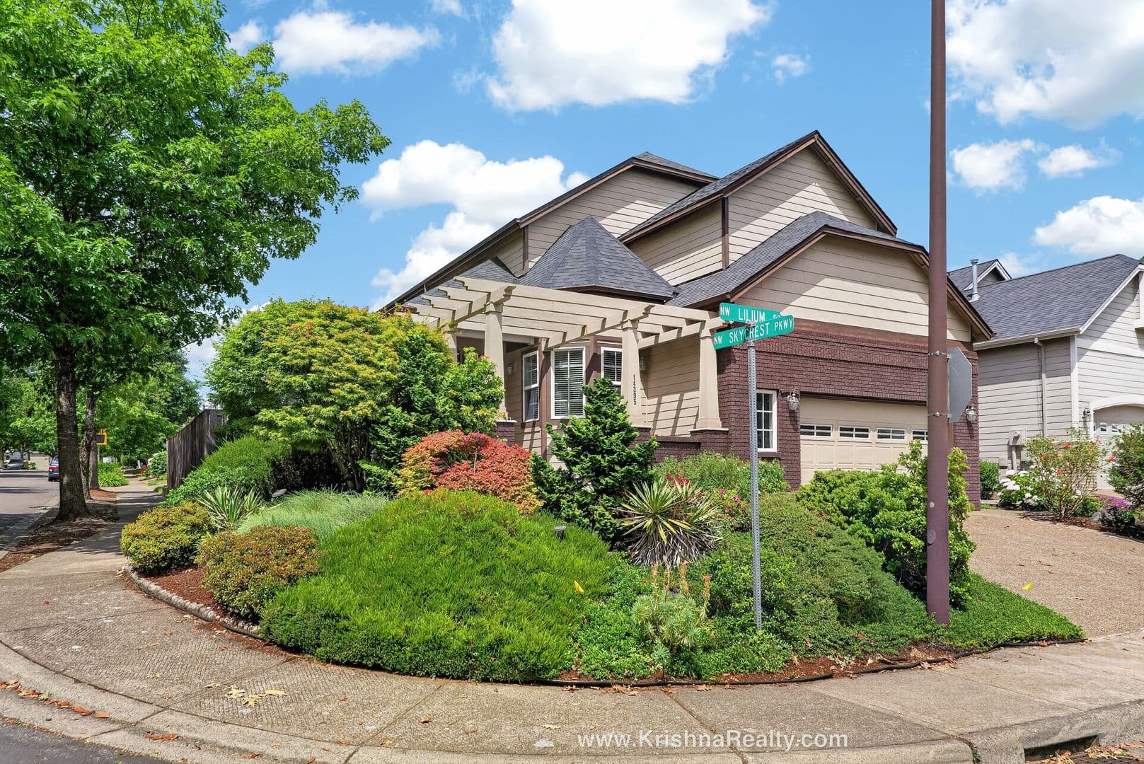 Portland House: 14395 NW Lilium Drive