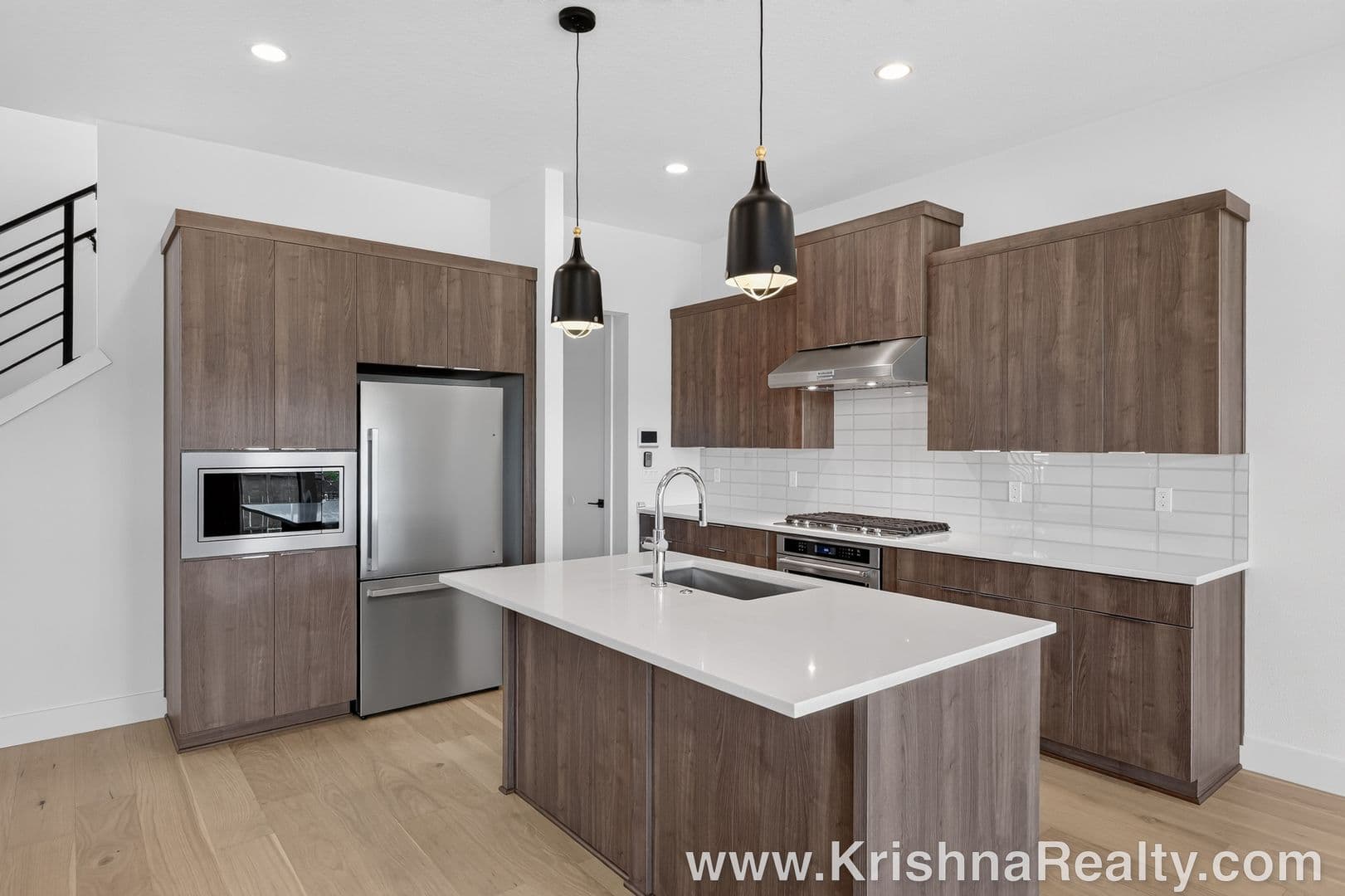 Portland House: 7802 NW 156th Terrace