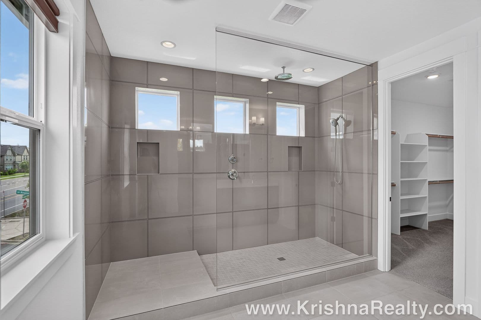 Portland House: 7802 NW 156th Terrace