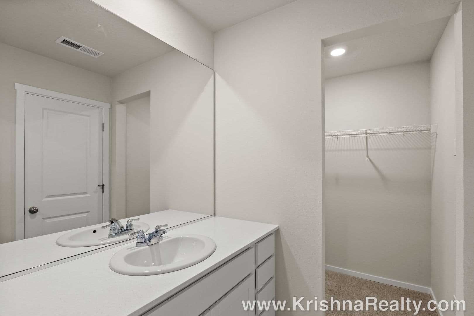 Vancouver House: 10206 NE 79th Ct