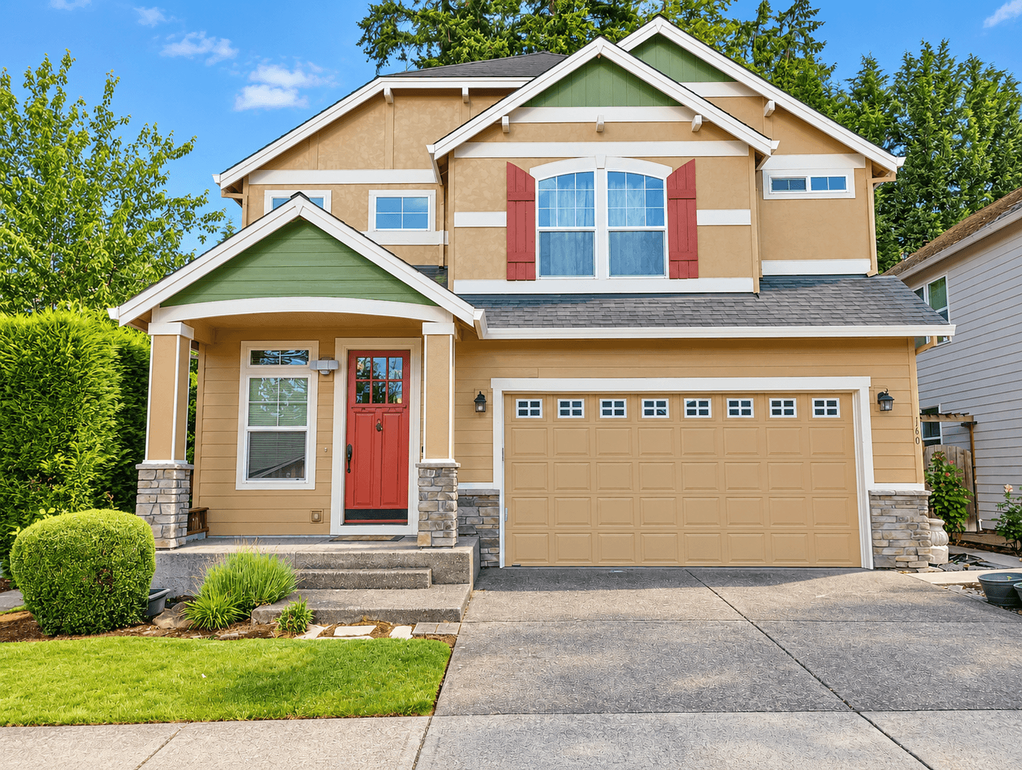 Hillsboro House: 160 NE Porto Way