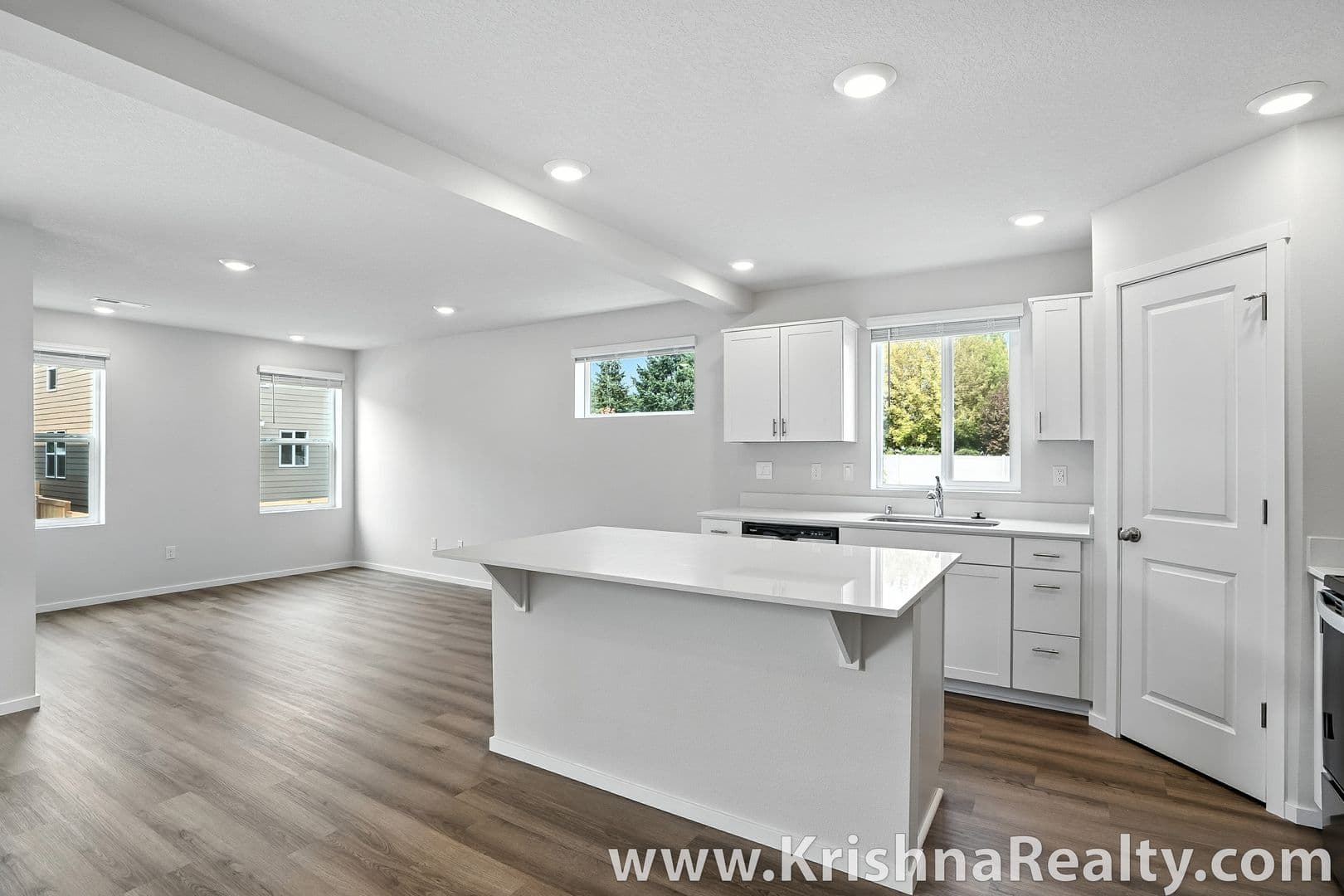 Vancouver House: 5510 NE 66th Pl