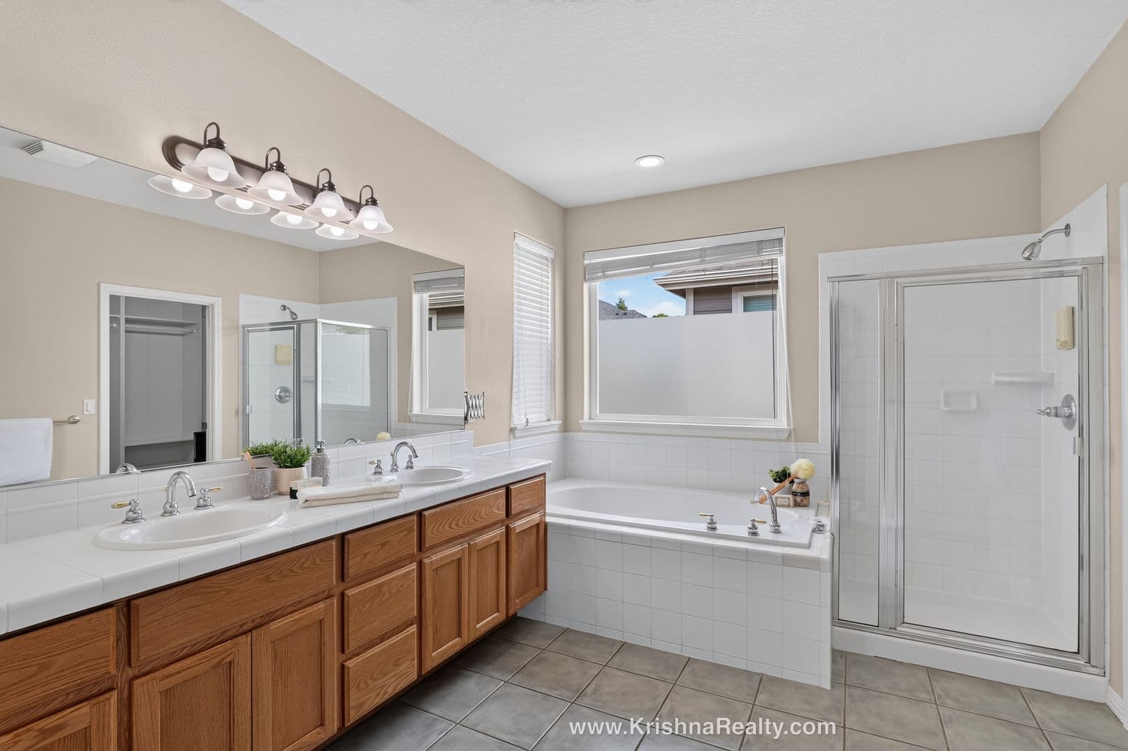 Portland House: 14395 NW Lilium Drive