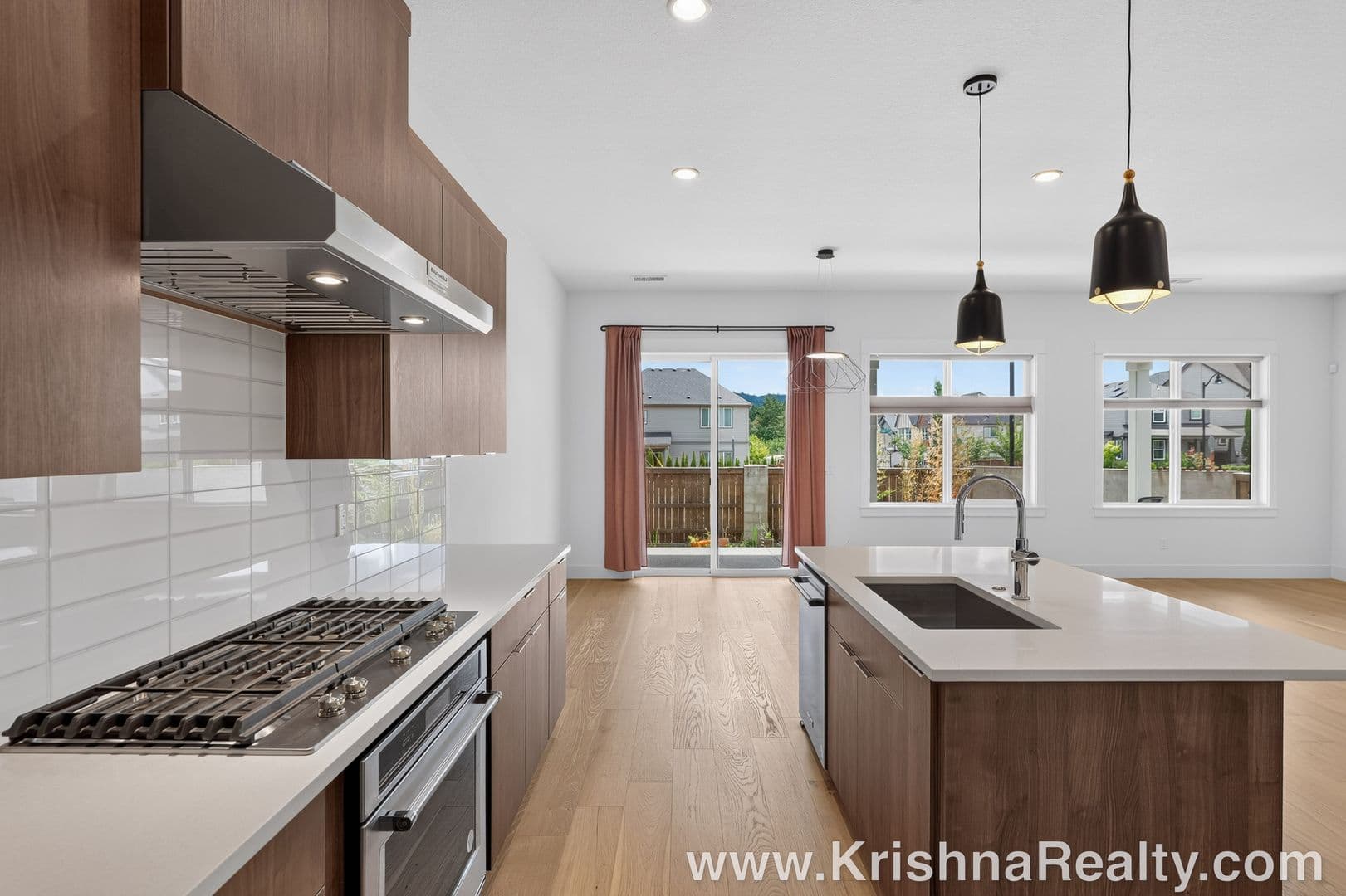 Portland House: 7802 NW 156th Terrace