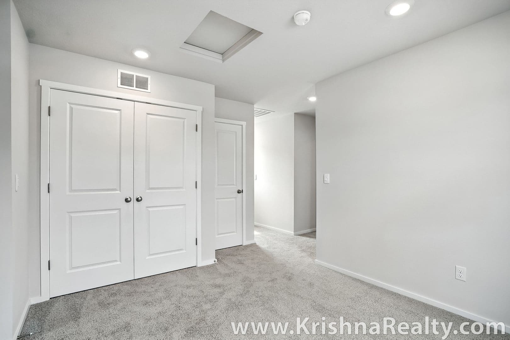 Vancouver House: 5510 NE 66th Pl