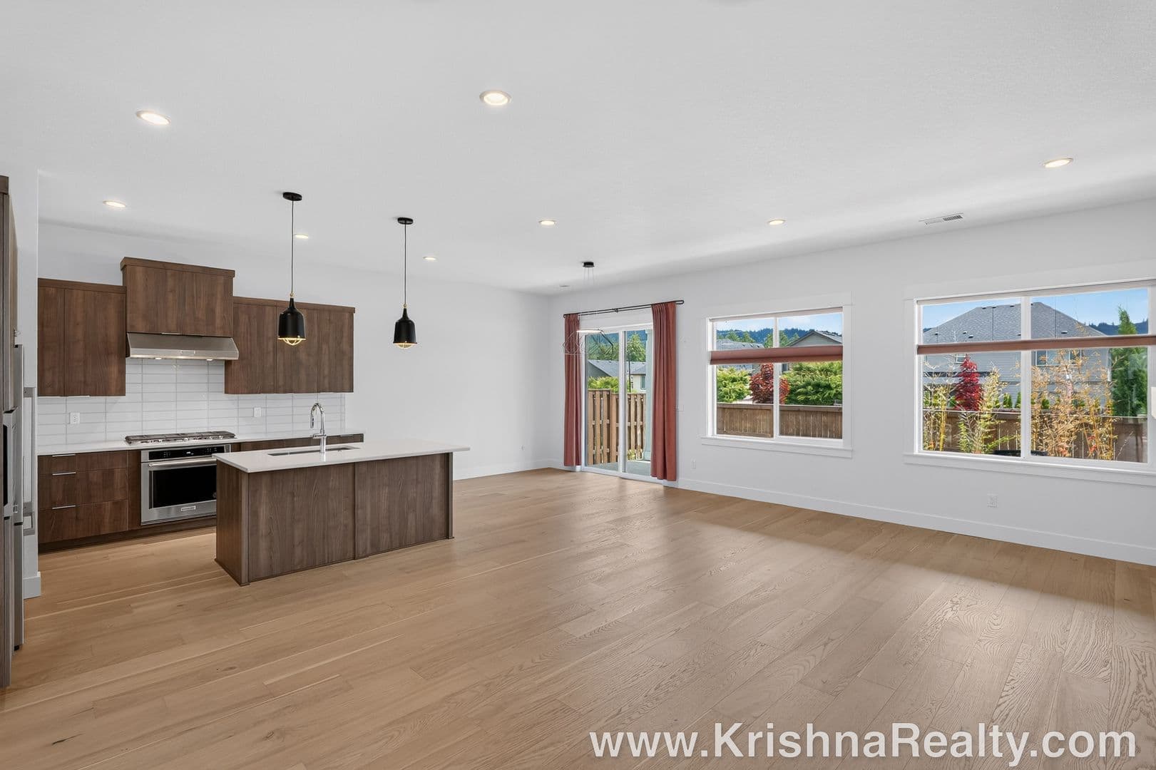 Portland House: 7802 NW 156th Terrace
