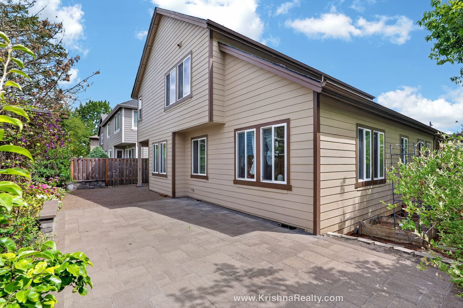Portland House: 14395 NW Lilium Drive