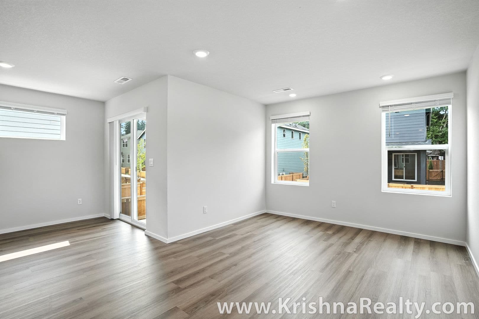 Vancouver House: 5510 NE 66th Pl