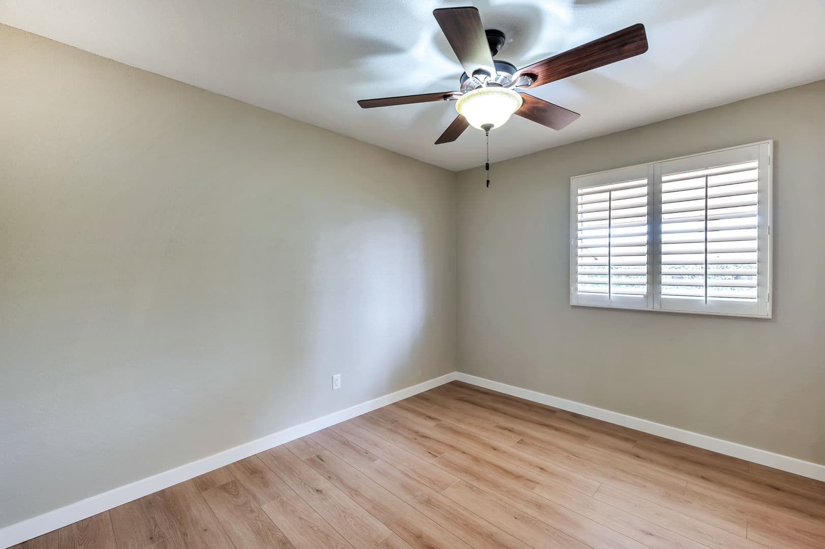 Scottsdale House: 8445 E Dianna