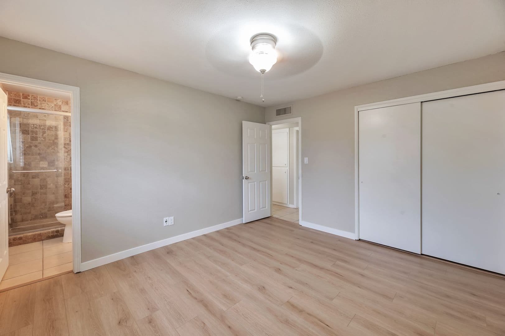 Scottsdale House: 8445 E Dianna