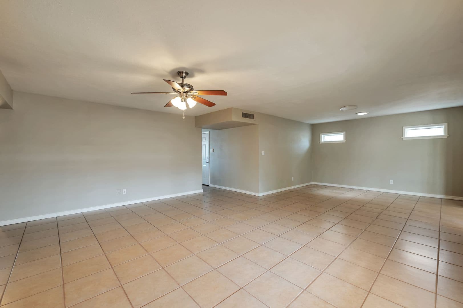 Scottsdale House: 8445 E Dianna