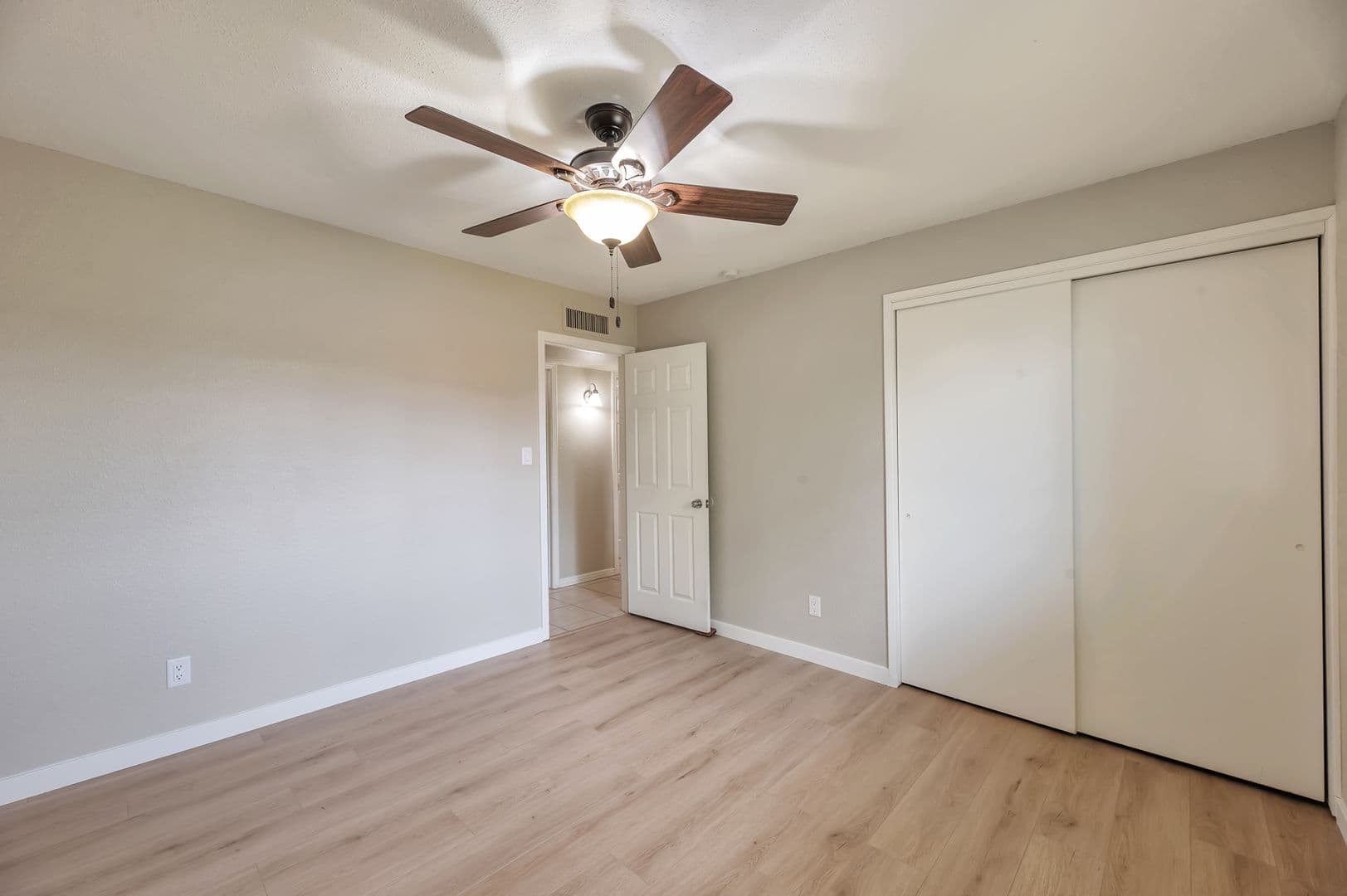 Scottsdale House: 8445 E Dianna