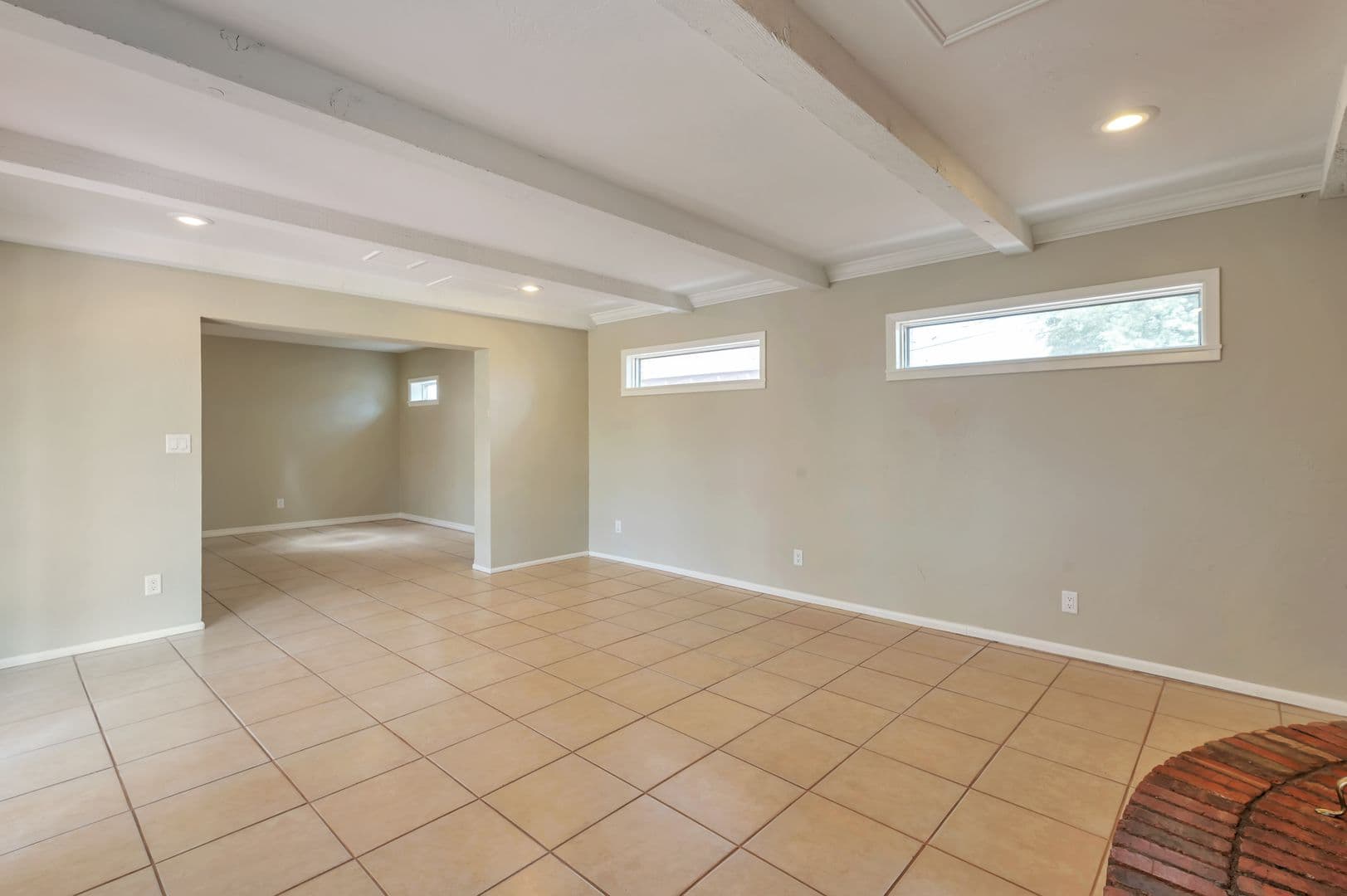 Scottsdale House: 8445 E Dianna