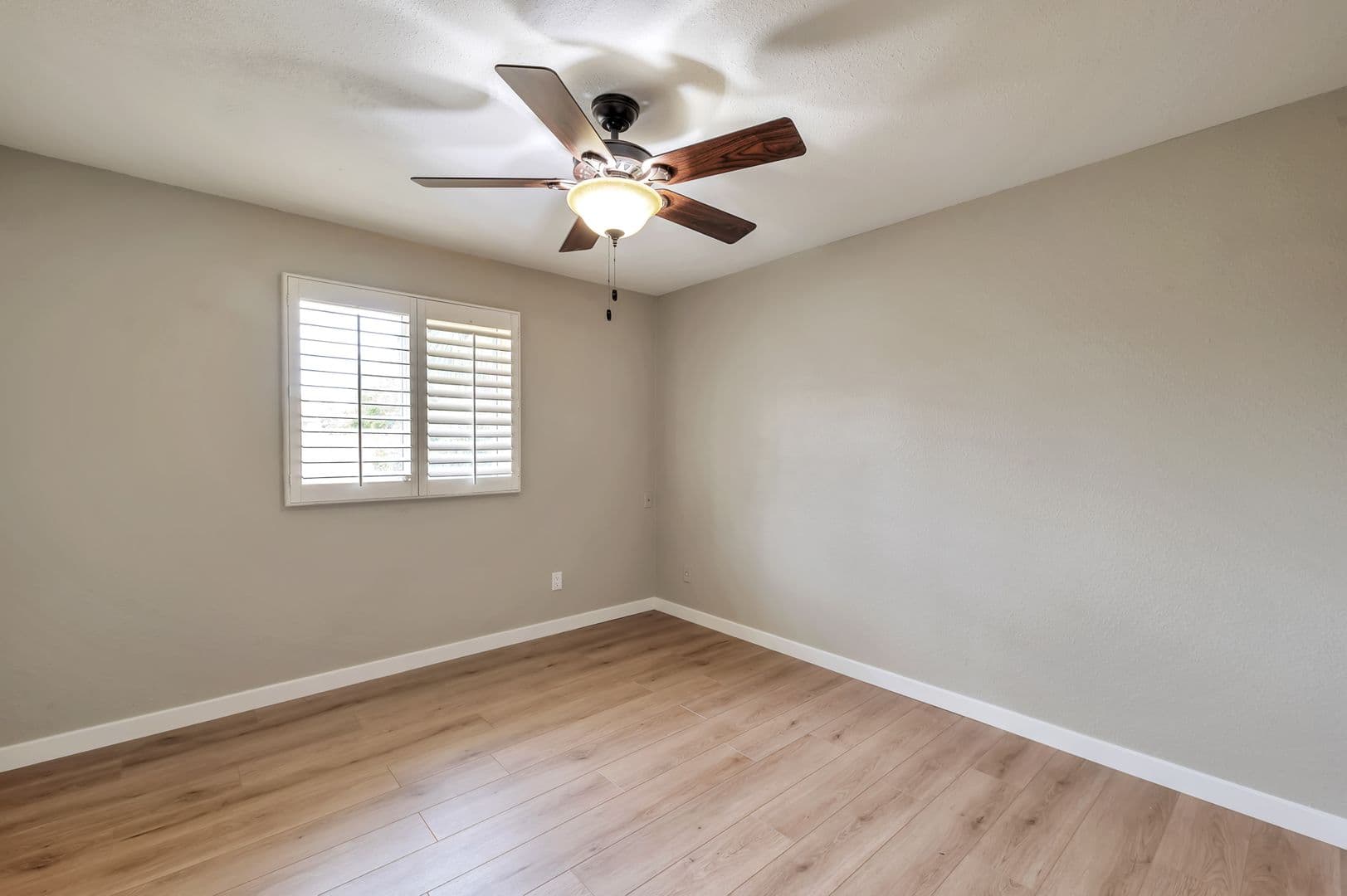 Scottsdale House: 8445 E Dianna