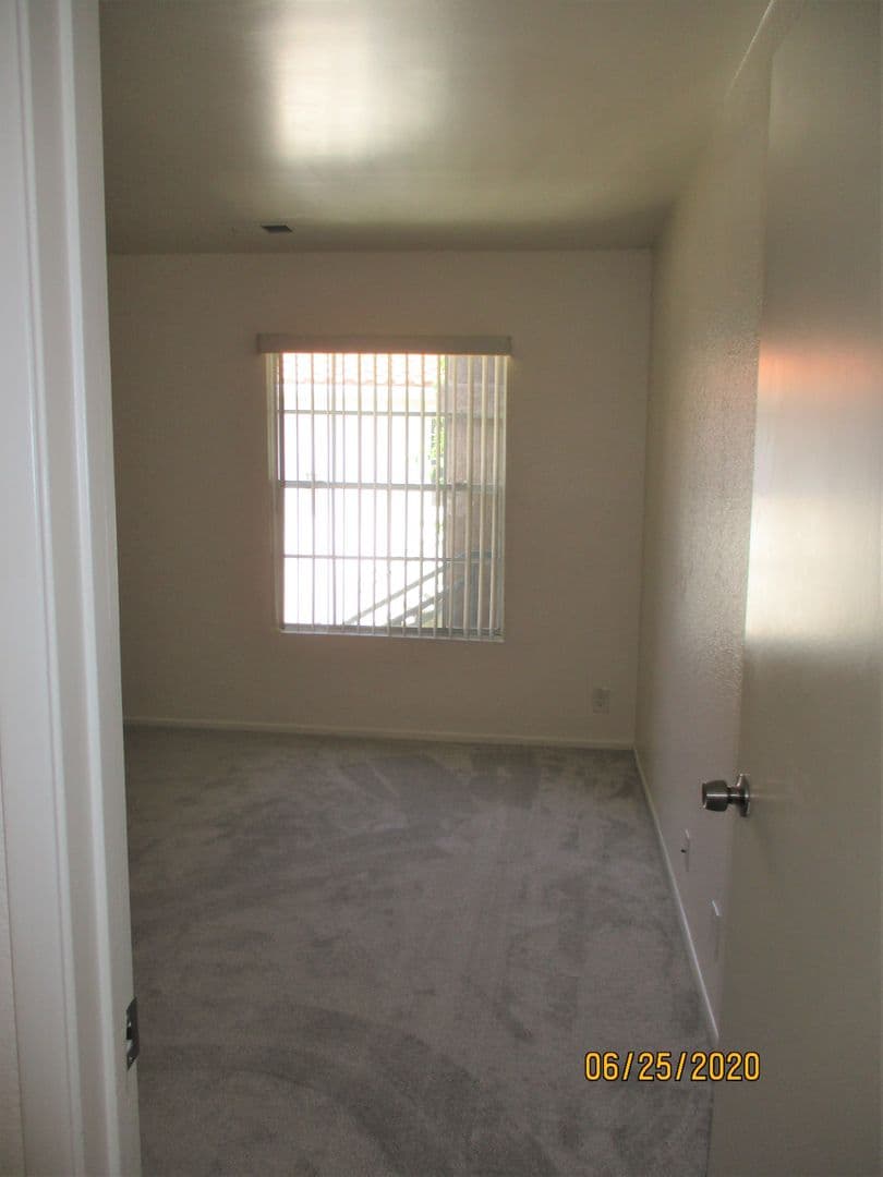 San Diego Apartment: 10858 Aderman Ave #158
