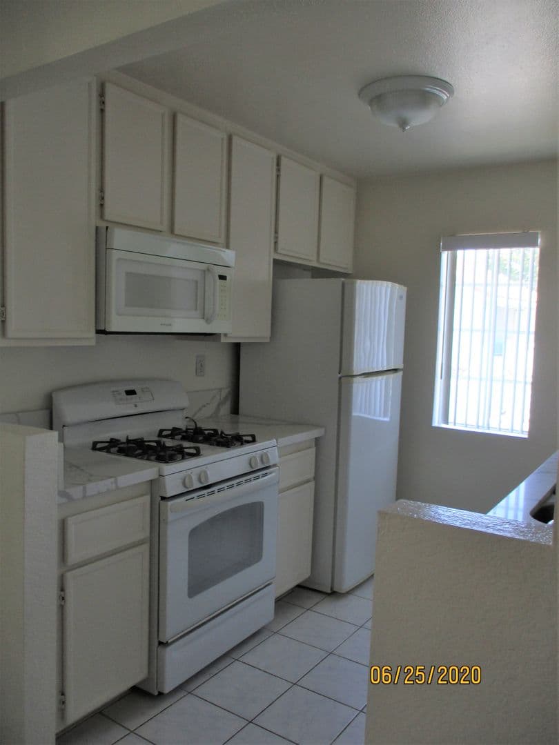 San Diego Apartment: 10858 Aderman Ave #158