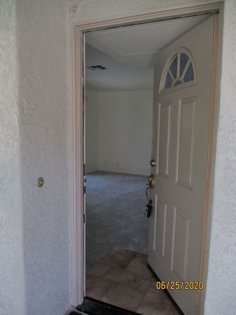 San Diego Apartment: 10858 Aderman Ave #158