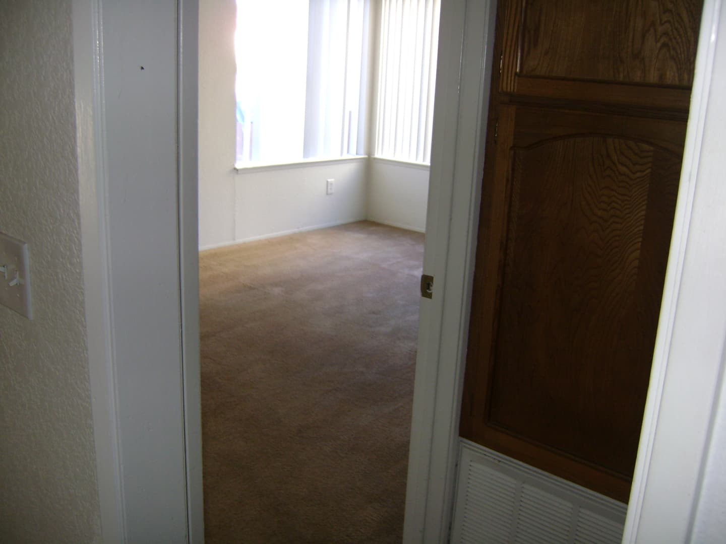 San Diego Apartment: 4465 Mississippi Street