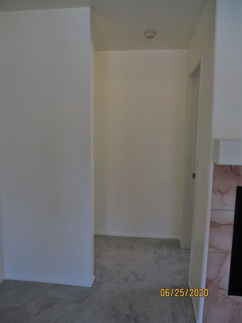 San Diego Apartment: 10858 Aderman Ave #158