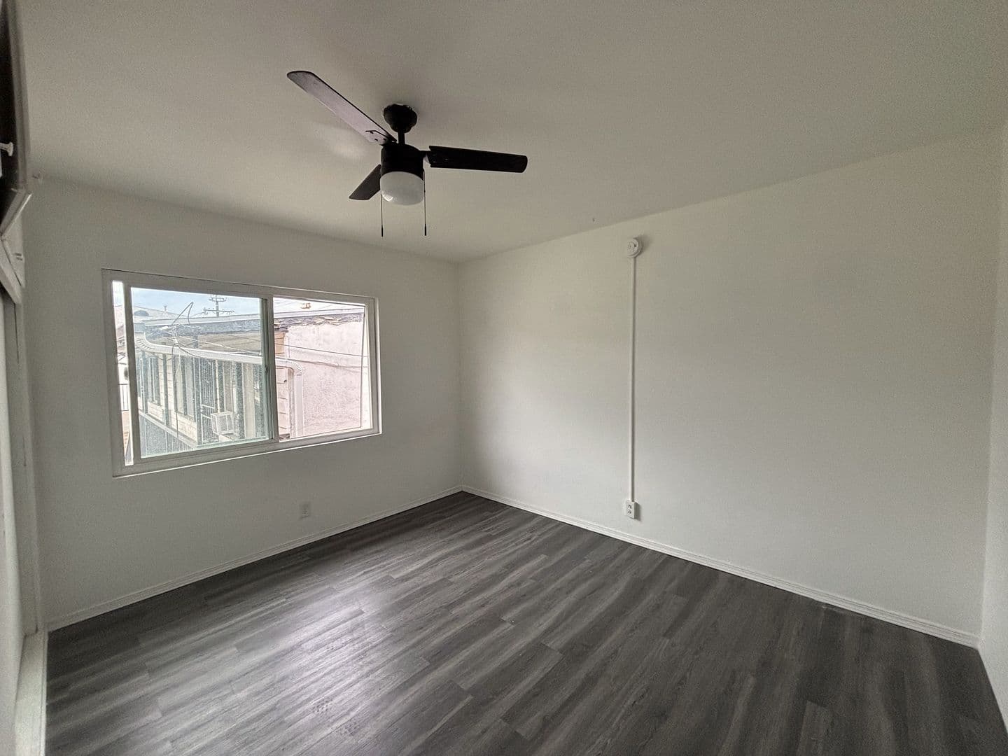 Huntington Park Apartment: 7102 Malabar St