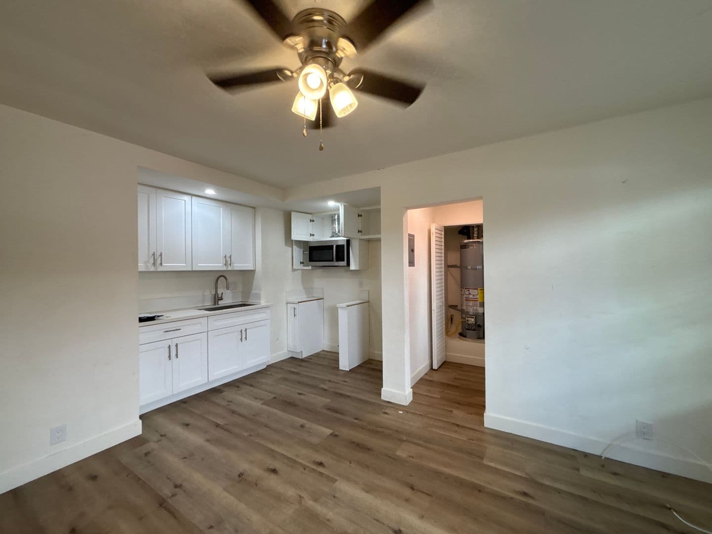 Huntington Park Apartment: 6815 Seville Ave