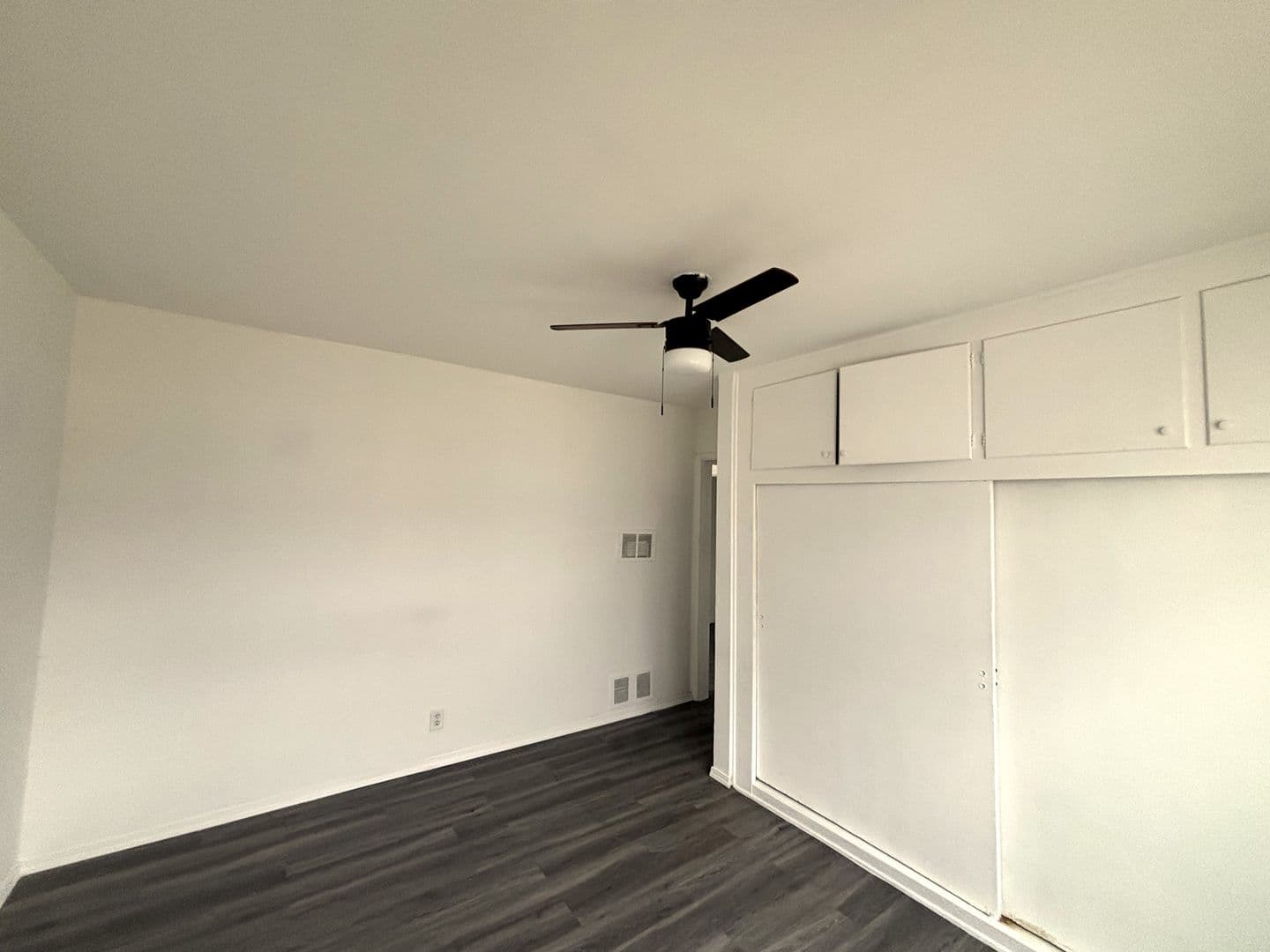 Huntington Park Apartment: 7102 Malabar St