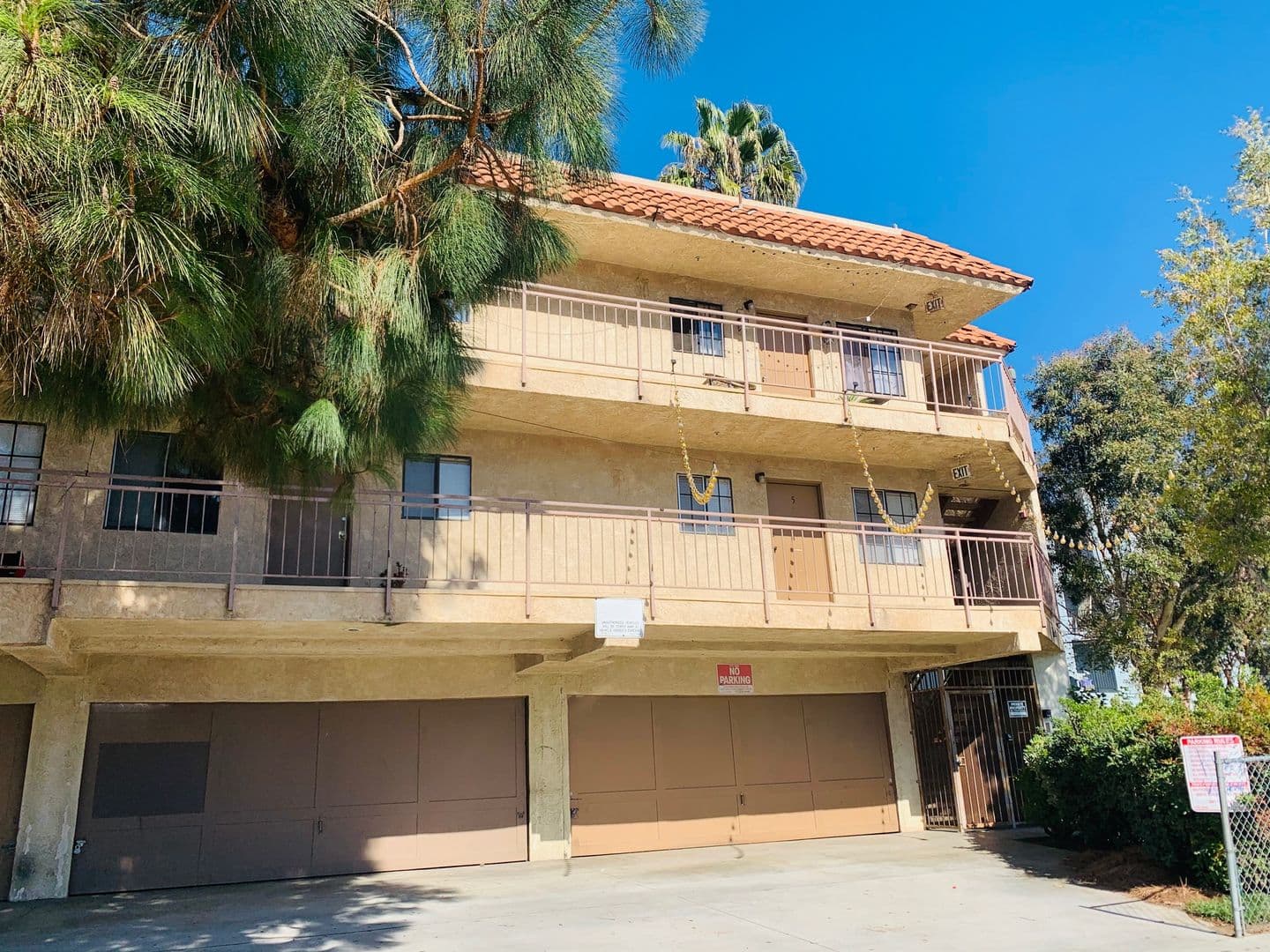 Santa Ana Apartment: 1202 N Van Ness