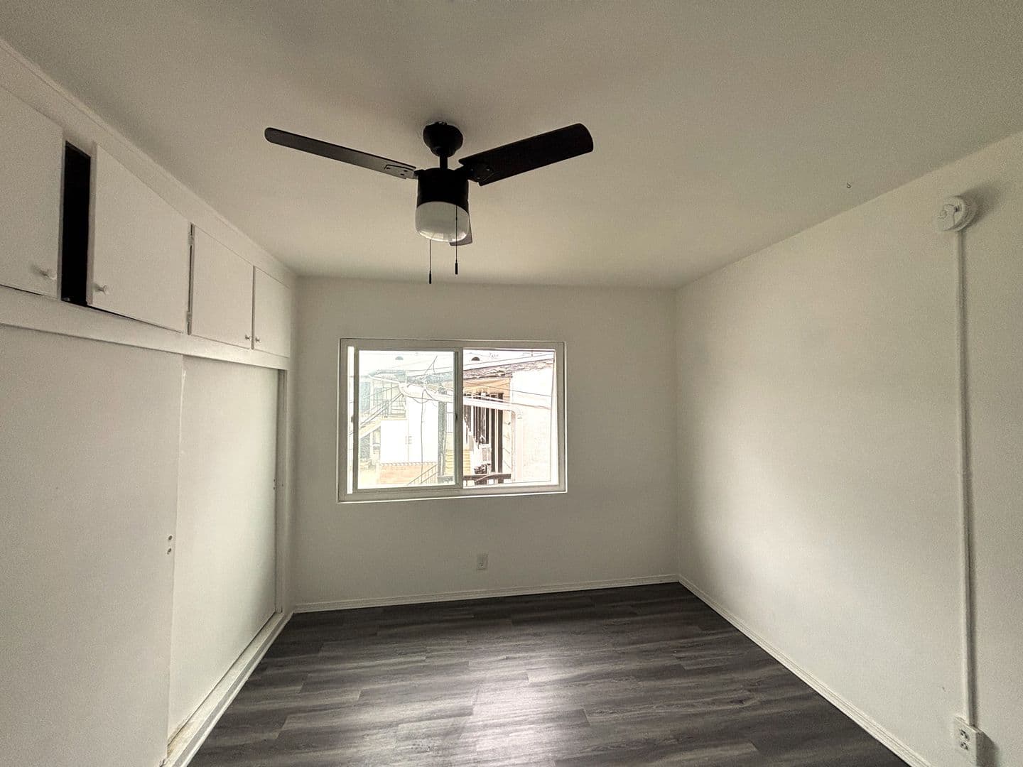 Huntington Park Apartment: 7102 Malabar St