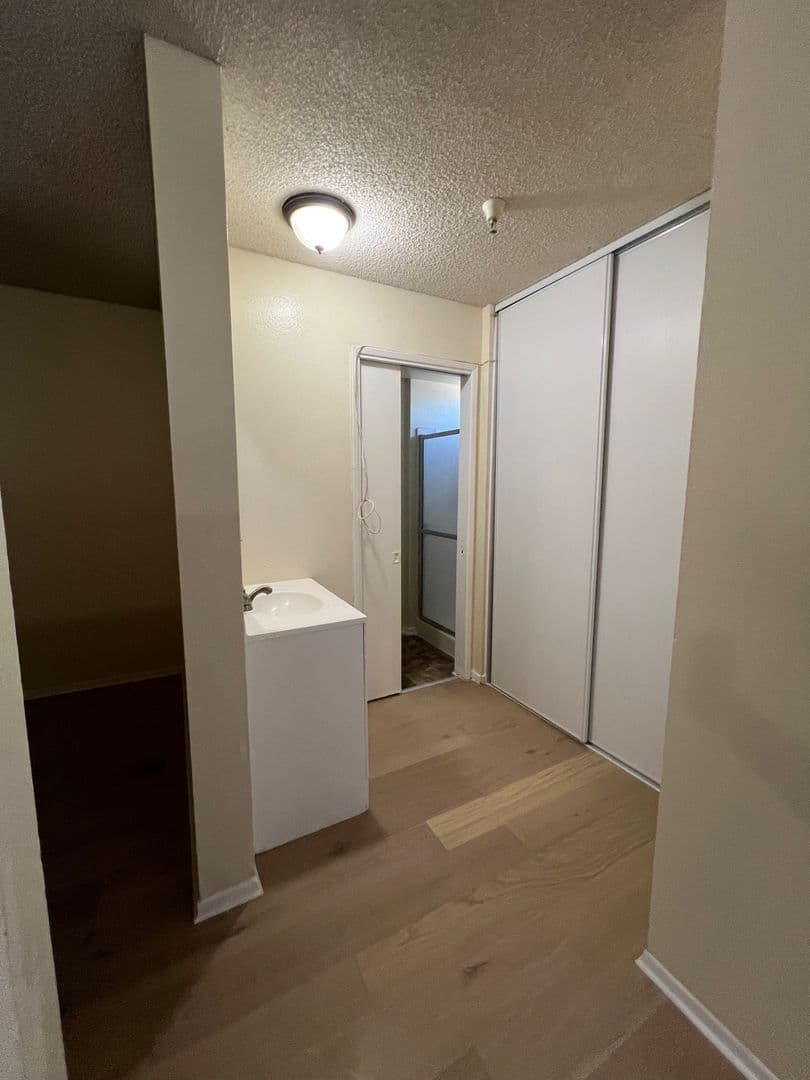 Santa Ana Apartment: 1202 N Van Ness