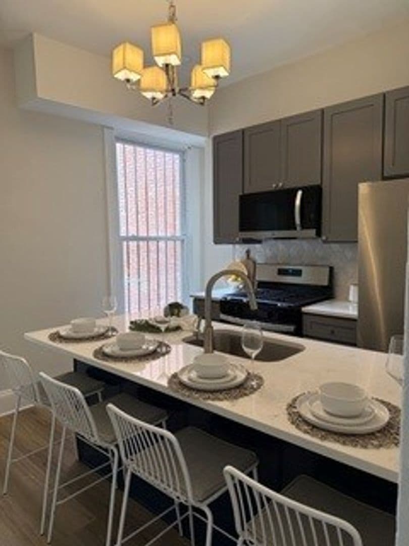Baltimore Townhome: 309 E 23rd St