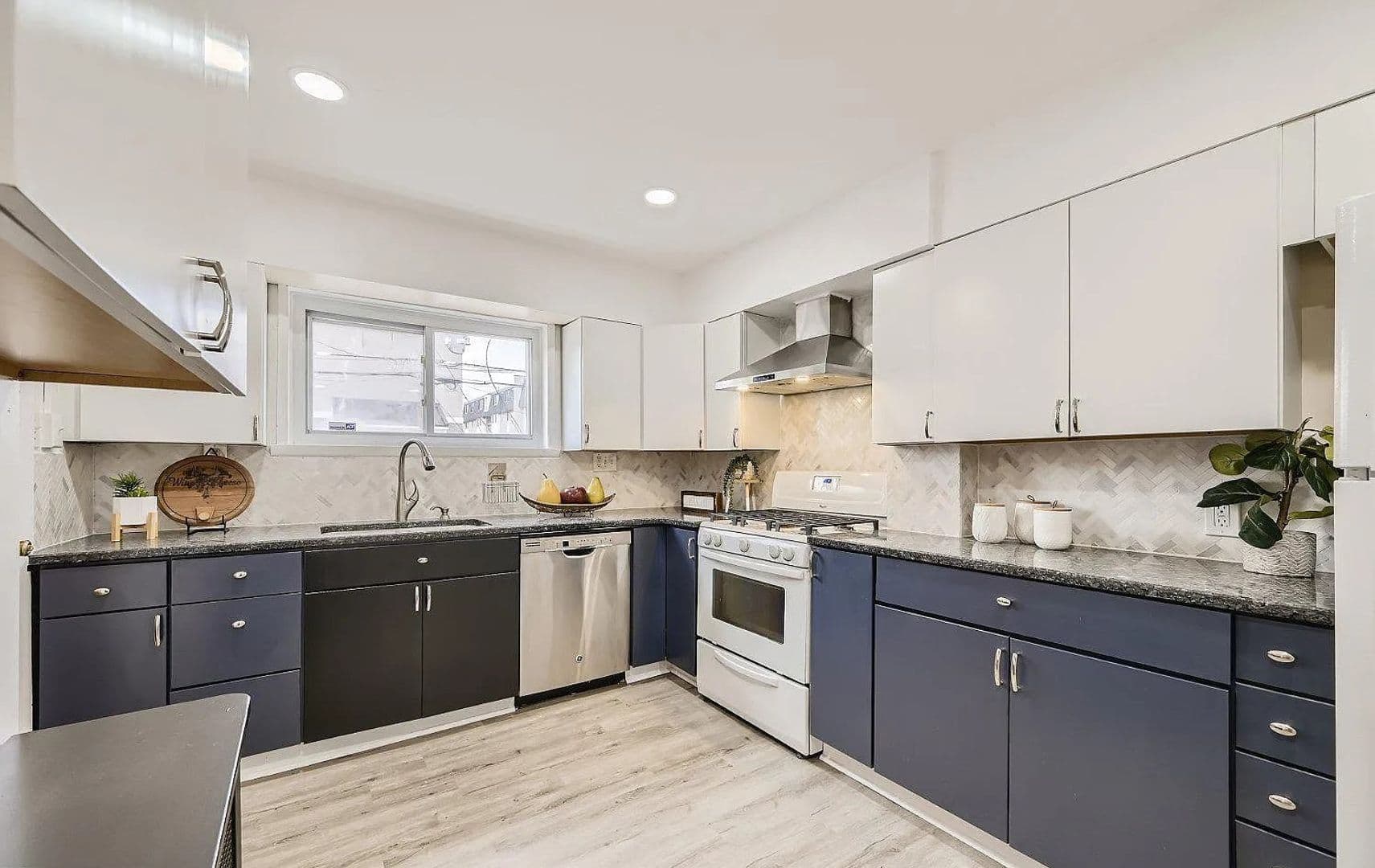 Baltimore Townhome: 1212 North Bentalou Street