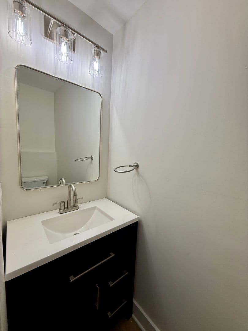 Baltimore Townhome: 309 E 23rd St