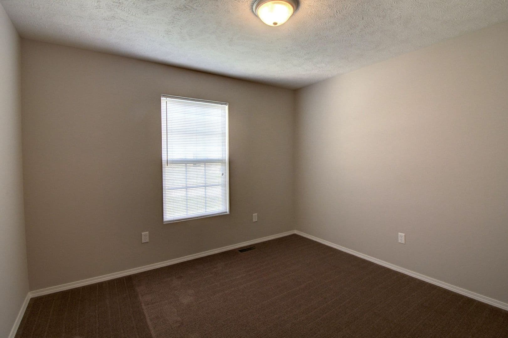 Springfield House: 2508 W Spring Water St