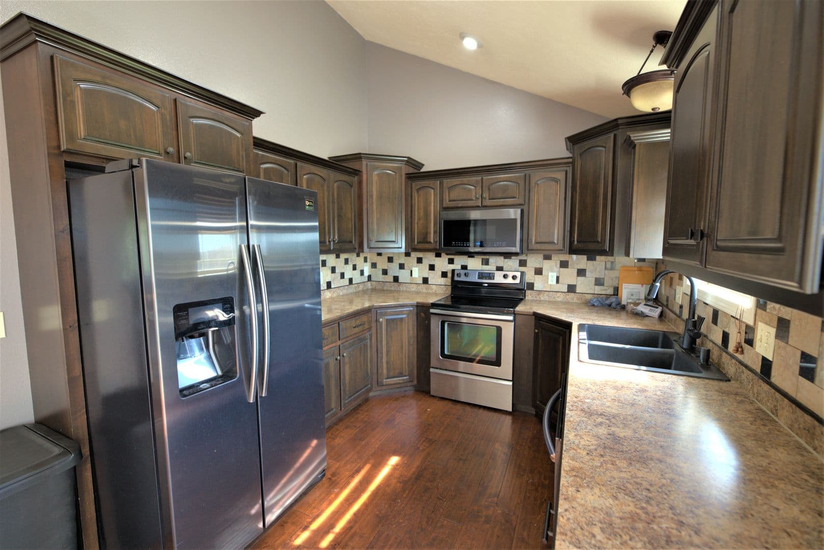 Ozark House: 1319 S Solaira St