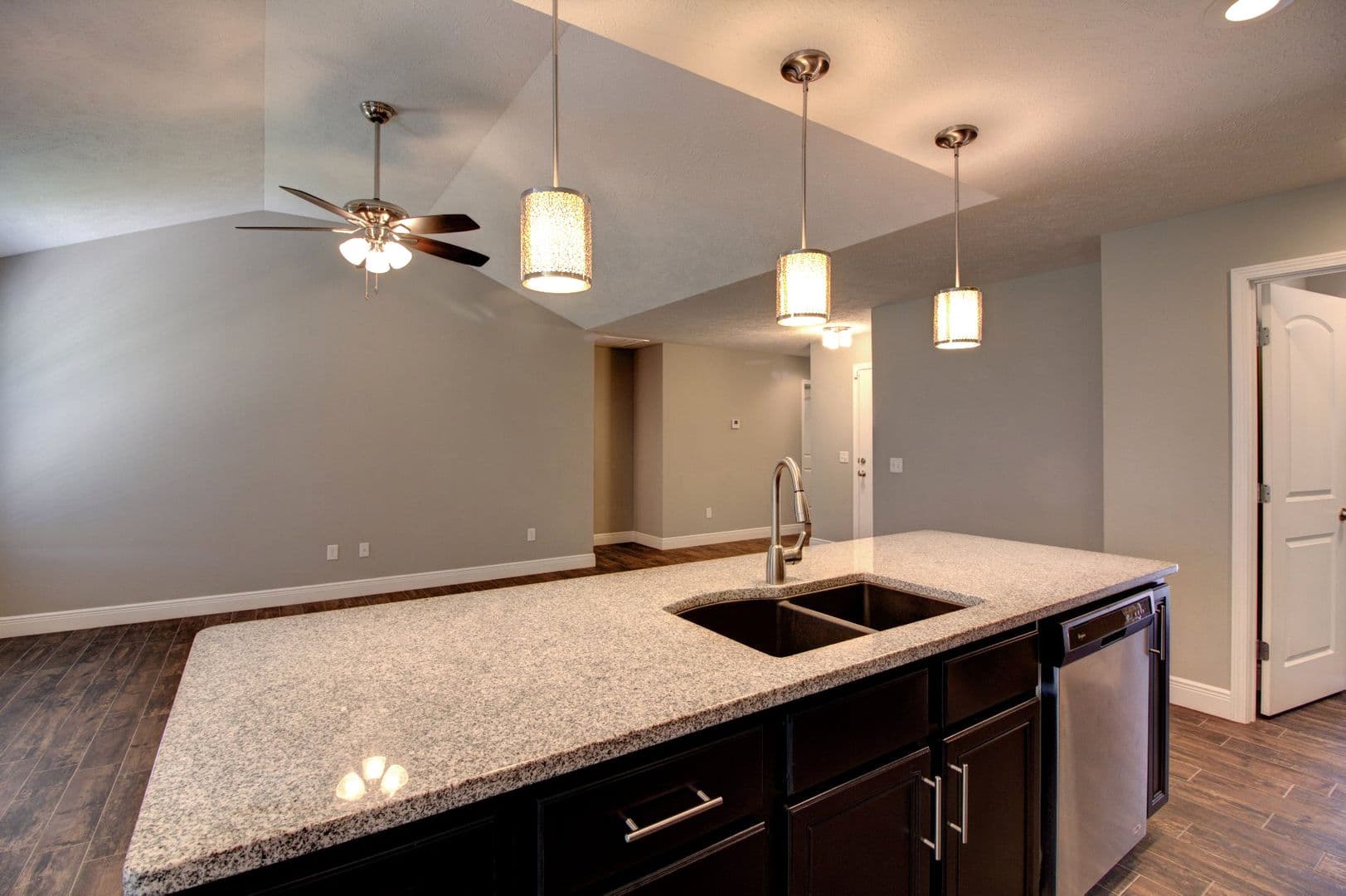 Strafford House: 5689 E Pearson Pkwy