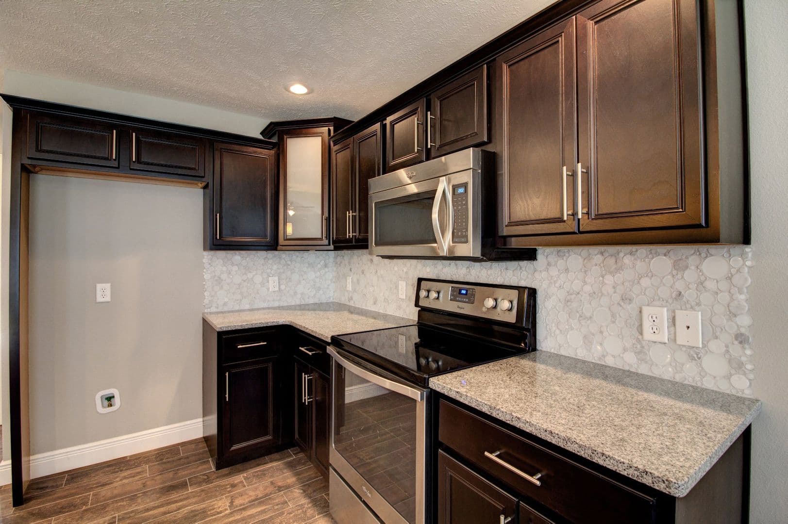 Strafford House: 5689 E Pearson Pkwy