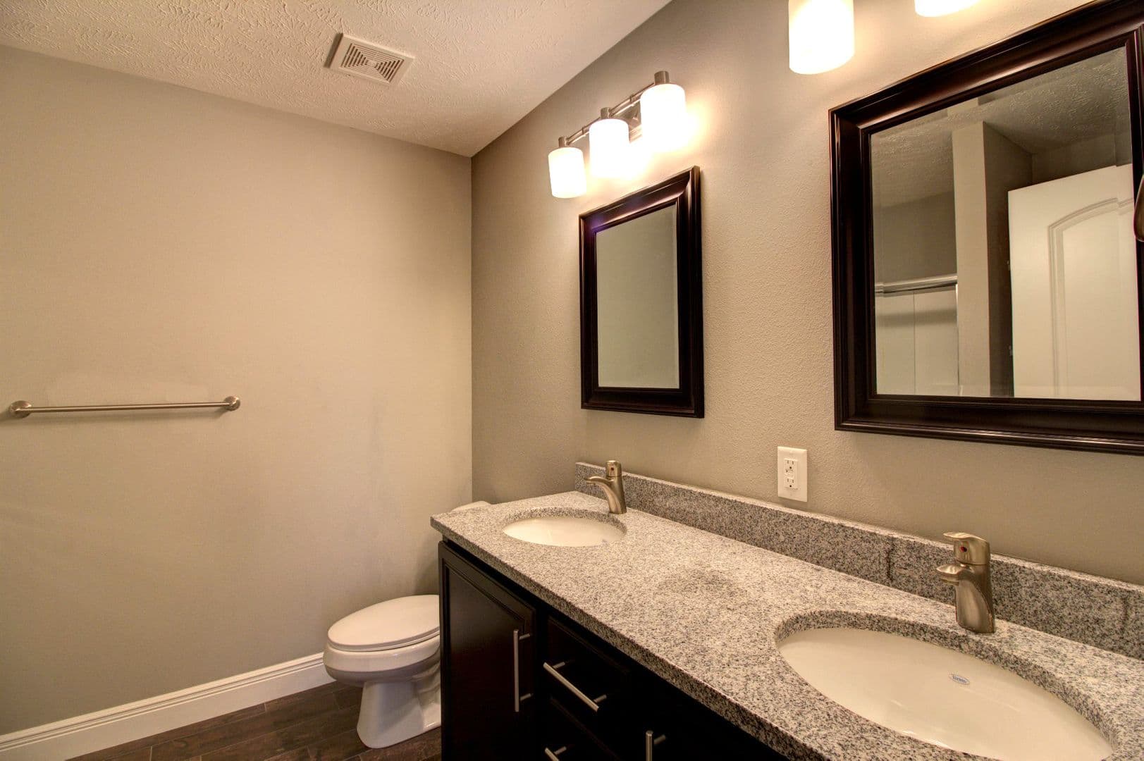 Strafford House: 5689 E Pearson Pkwy