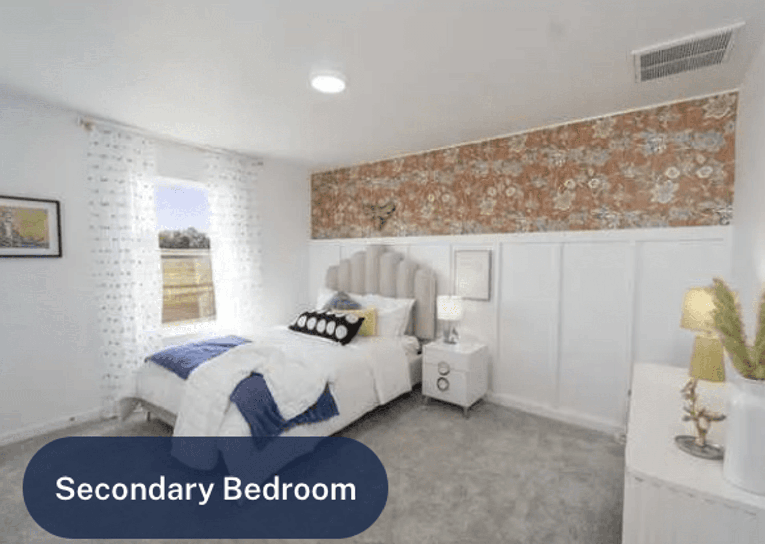 Brookline House: 1737 N Boxwood Dr