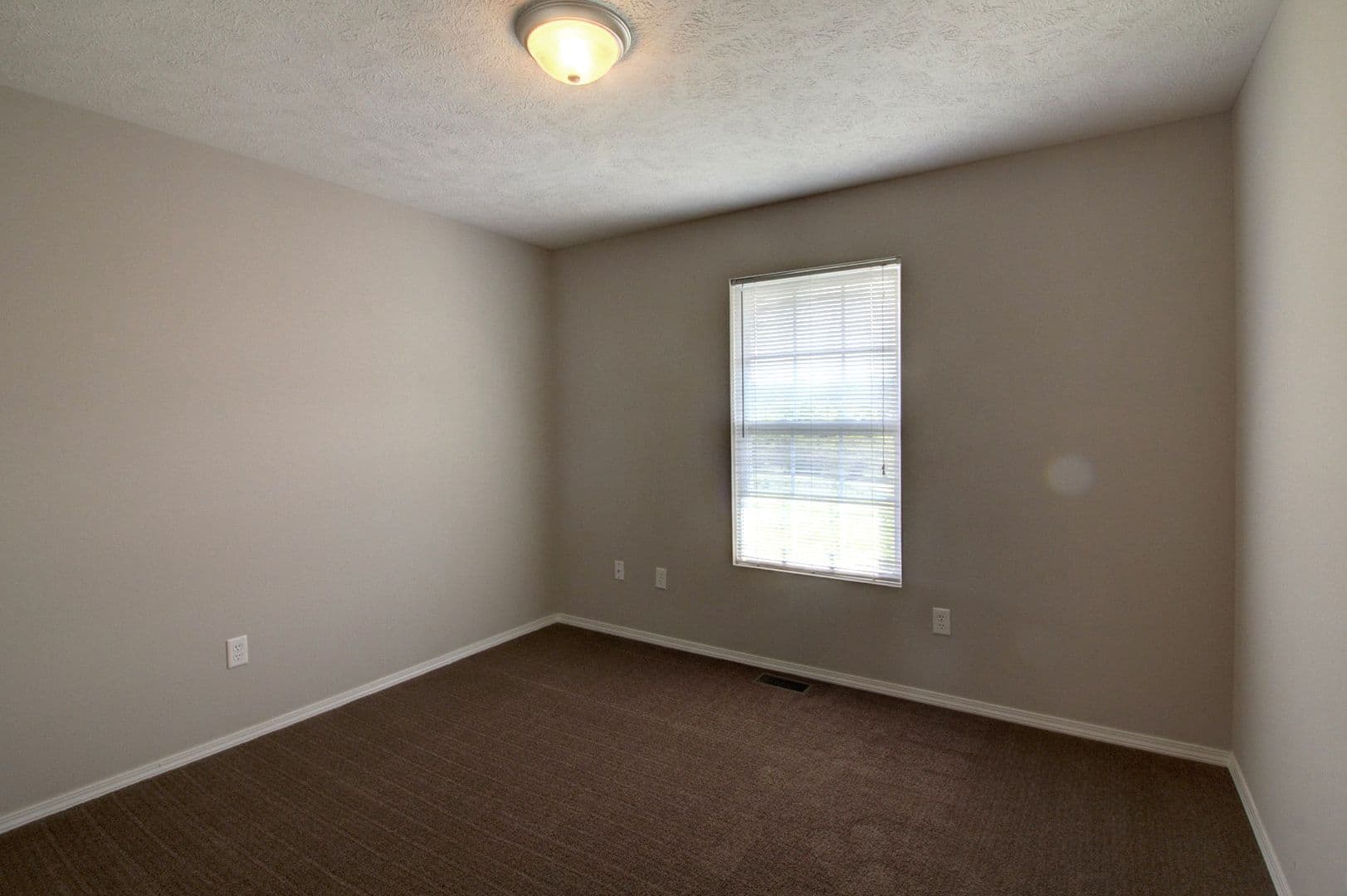 Springfield House: 2508 W Spring Water St