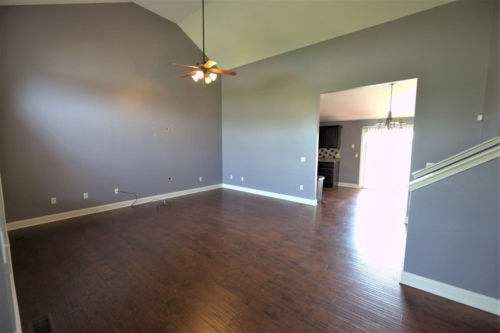 Ozark House: 1319 S Solaira St