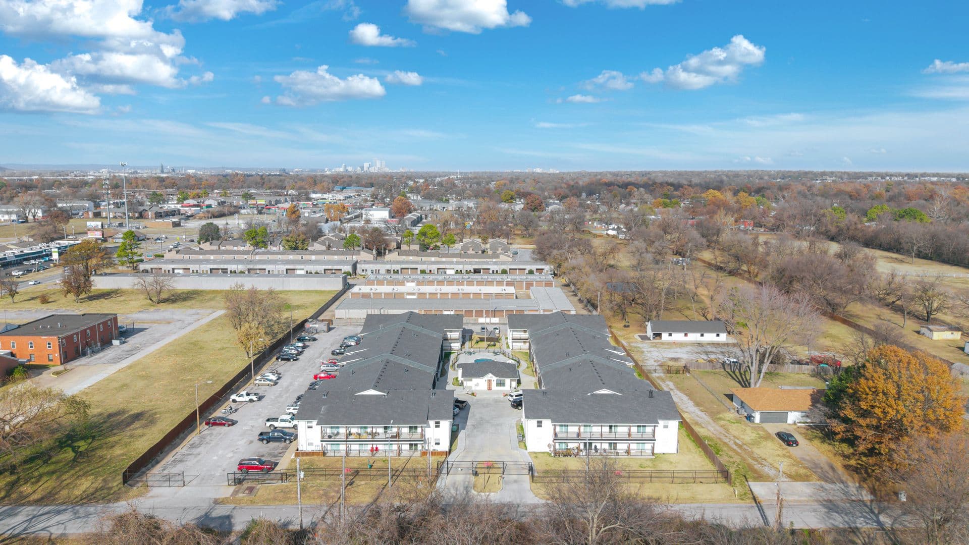 Tulsa Apartment: 1329 E 64th St
