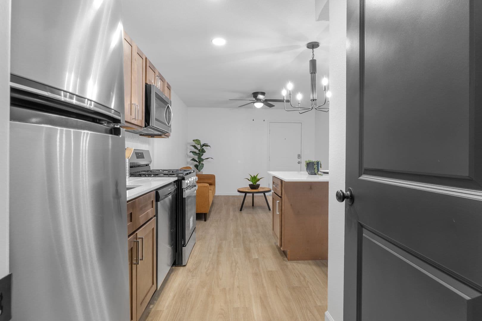 Tulsa Apartment: 1329 E 64th St