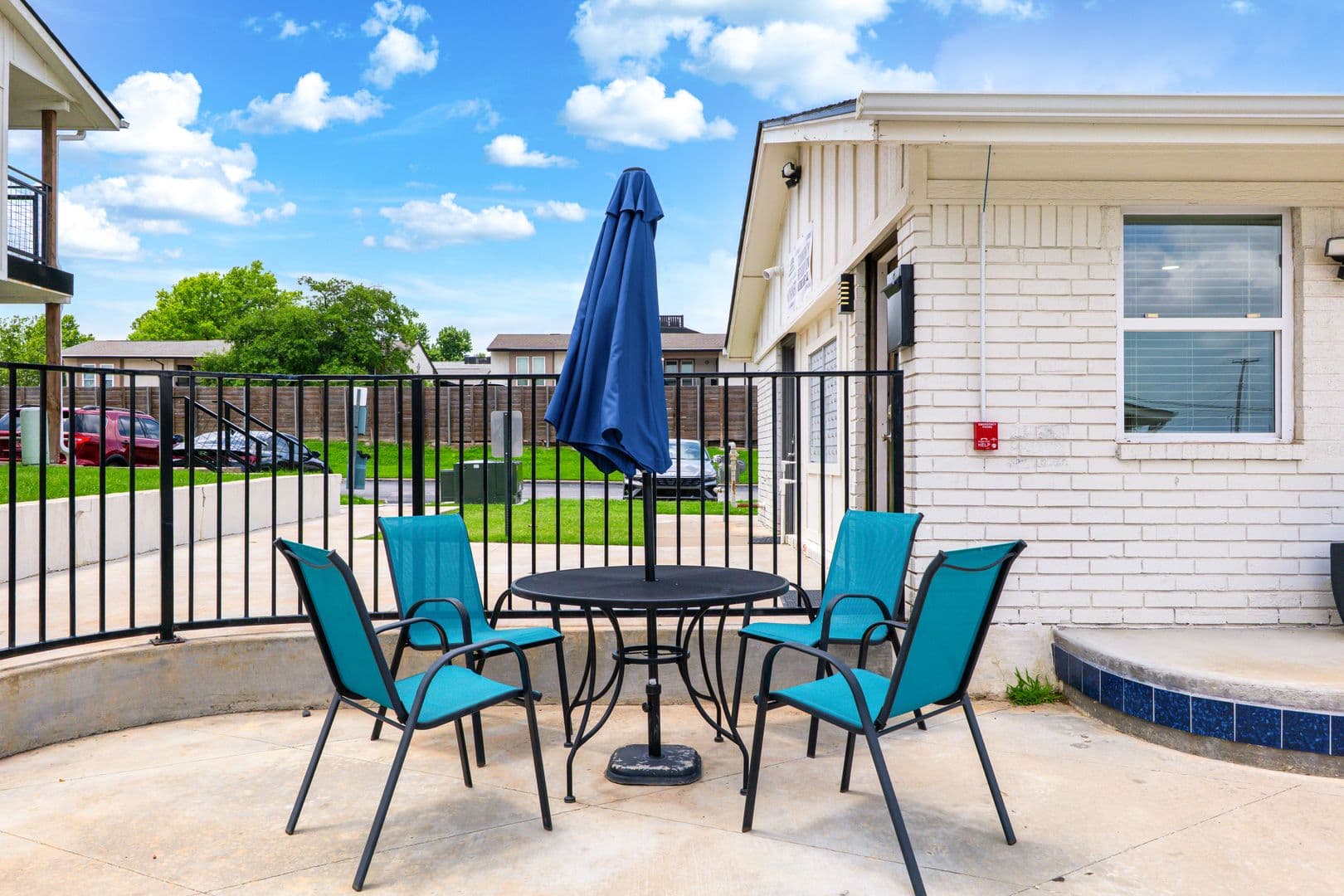 Tulsa Apartment: 7845 E 49th St