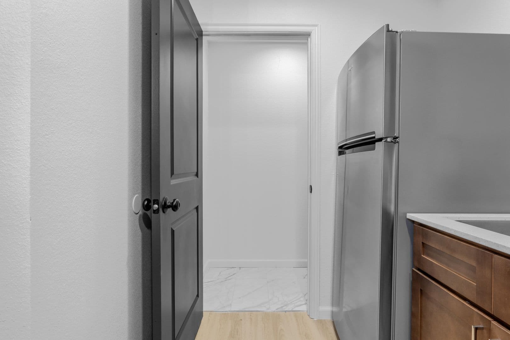 Tulsa Apartment: 1329 E 64th St